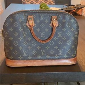 Louis Vuitton Purse